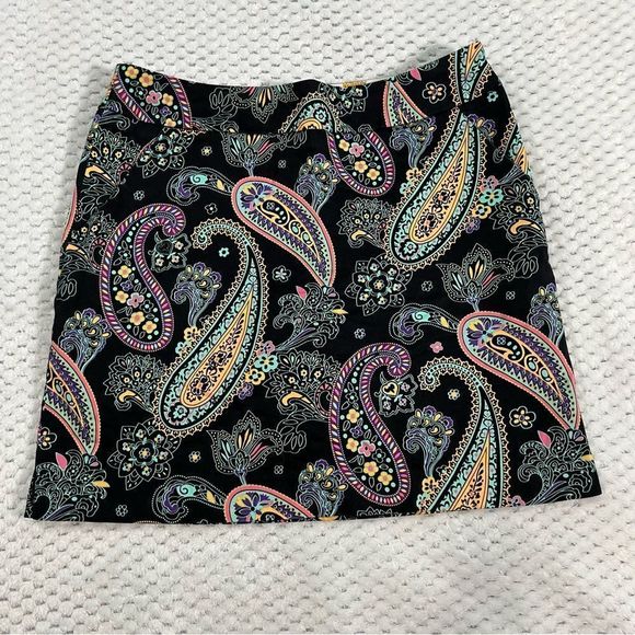 Loudmouth Pants - Loudmouth Ladies skort, size 4. Black with colorful paisley. 3 pockets, zipper